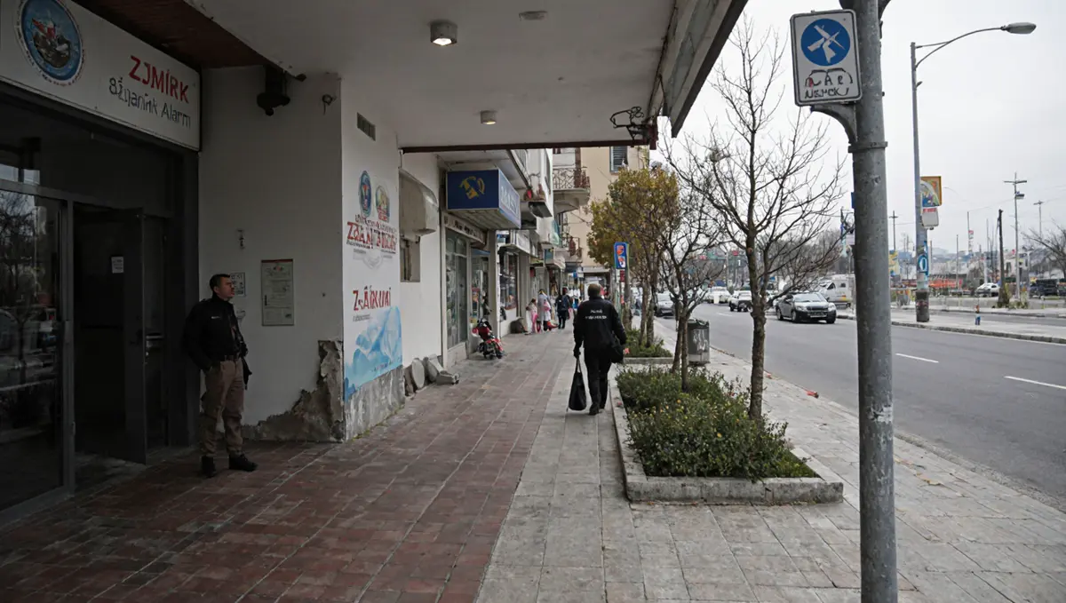 İzmir'de Sağanak Alarmı: İşte İlçe İlçe Hava Durumu