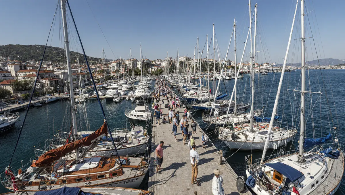İzmir'de "Kent Denetçileri" Göreve Başladı