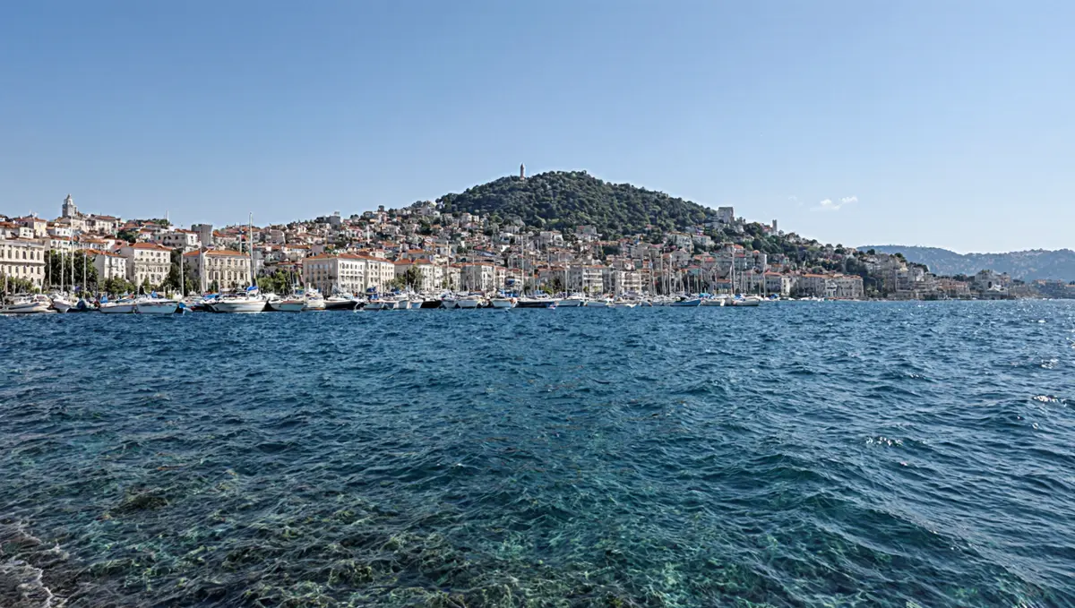 İzmir'de Hava Sıcaklıkları Mevsim Normallerinin...