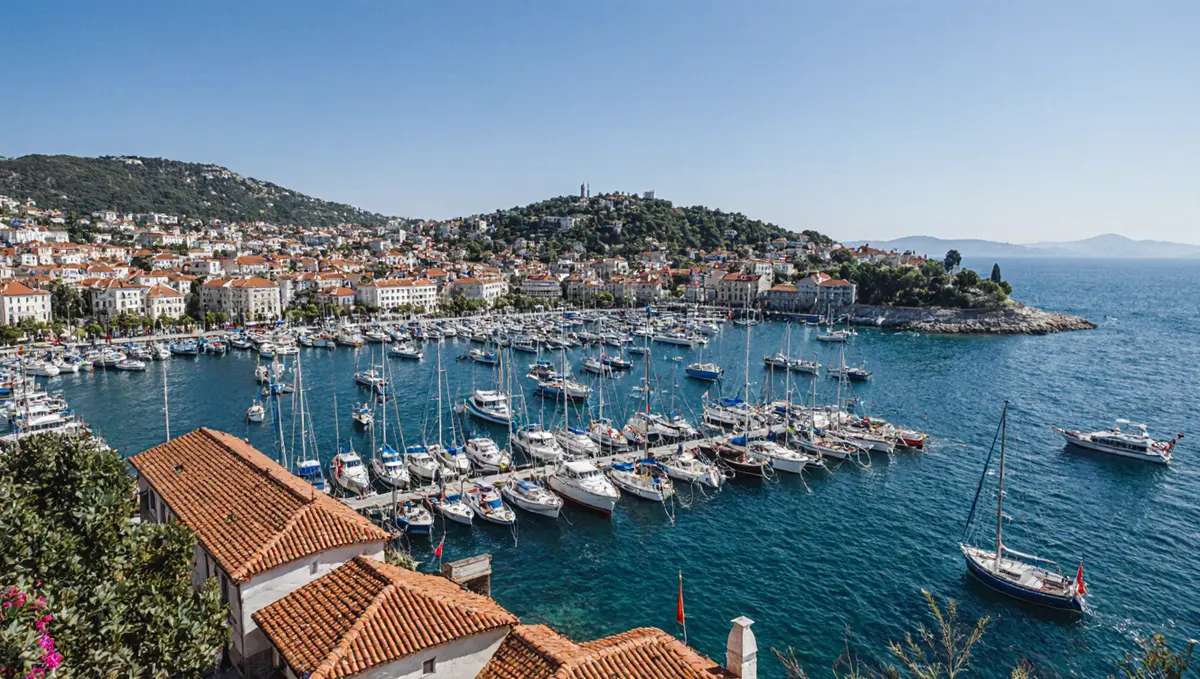 İzmir'de İndirim Günleri Yoğunluğu