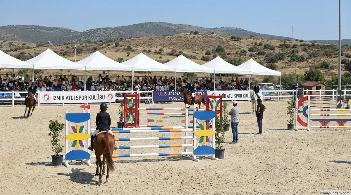Aliağa Aliapark'ta Binicilik Heyecanı: 9 Genç Lisans Aldı
