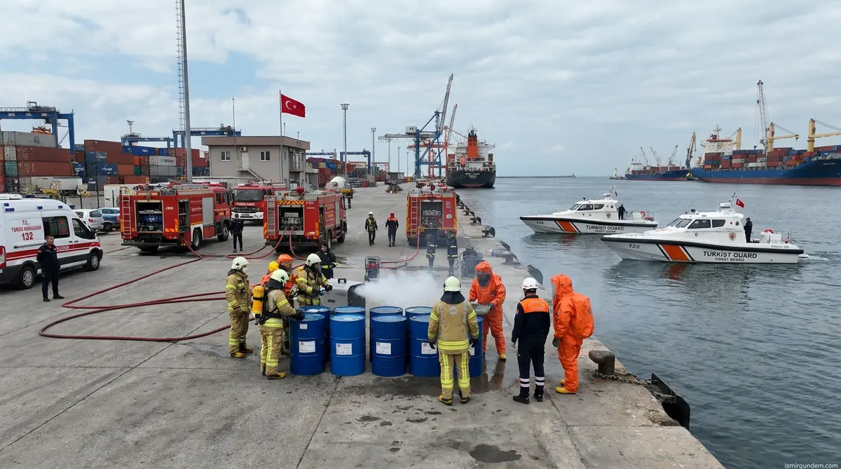 Alsancak Limanı'nda KBRN Tatbikatı: 24 Yaralı Kurtarıldı