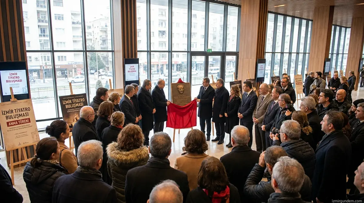 Bornova'da Güngör Dilmen Tiyatro Günleri Tamamlandı