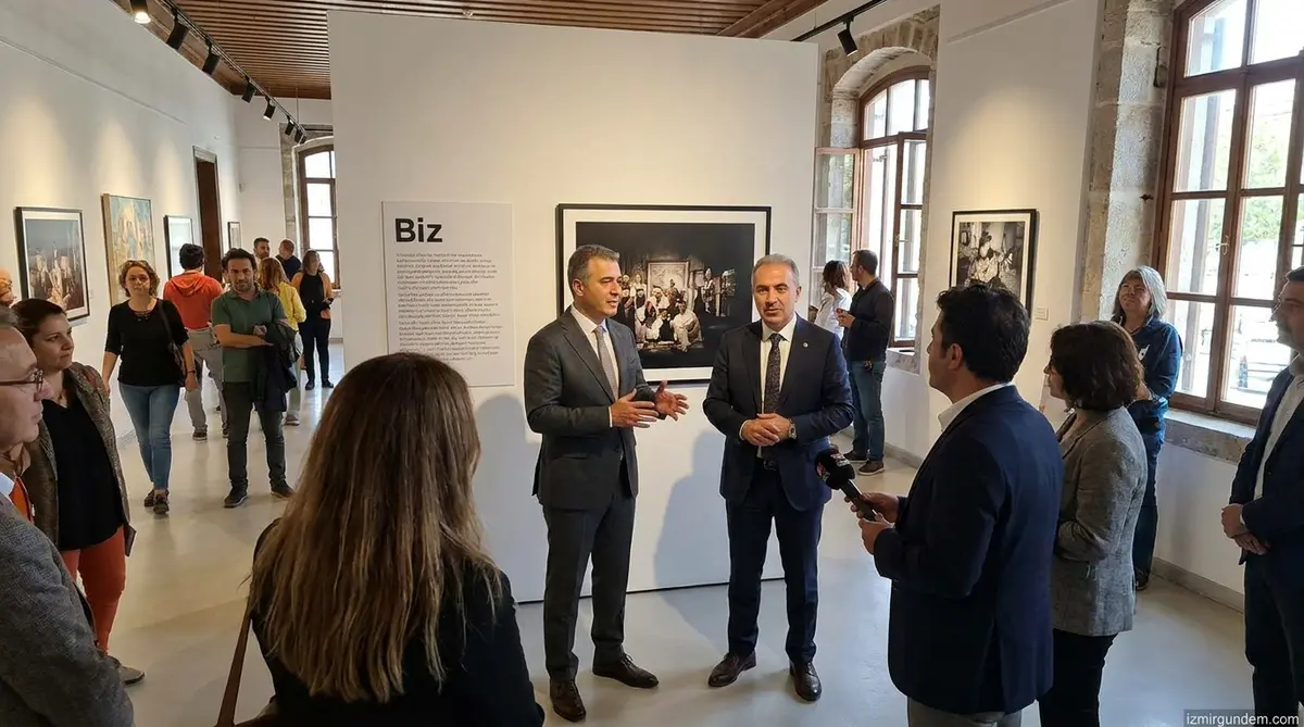 Bornova'da Köseoğlu Kardeşlerin "Biz" Sergisi Açıldı