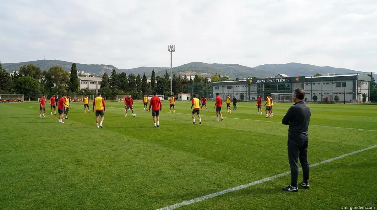 Göztepe'de Eyüpspor Mesaisi: Sakatlıklar Bitti Stoilov'un Eli Güçlendi