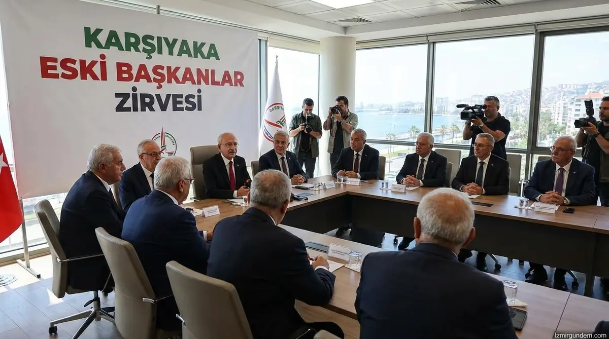 Karşıyaka'da Eski Başkanlar Zirvesi