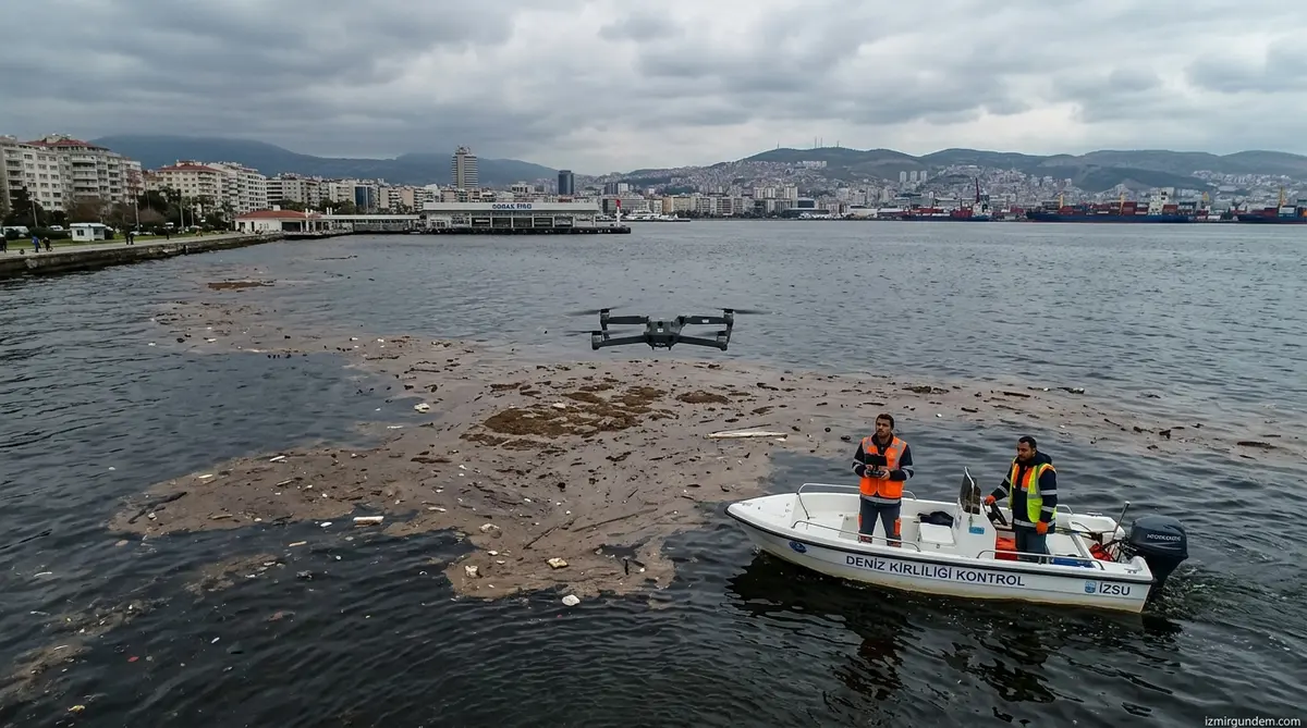 İzmir Körfezi'nde Deniz Kirliliği Alarmı: Drone'lar Kirliliği...