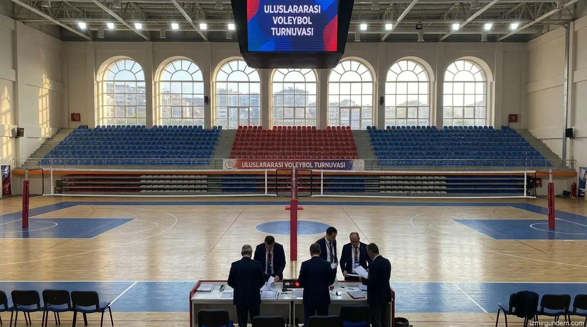 İzmir Atatürk Voleybol Salonu Uluslararası Turnuvaya Hazır