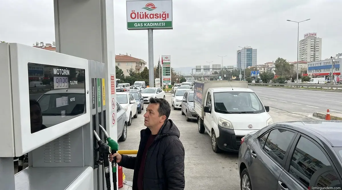 İzmir’de Motorine 8,24 TL Zam: Litre Fiyatı 90 TL’yi Aşıyor