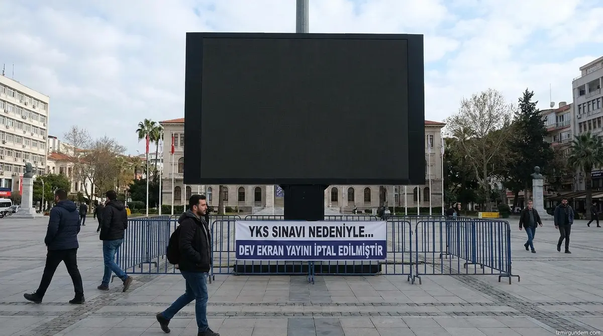 İzmir'de YKS Önlemi: Dev Ekranda Maç Yayını İptal...