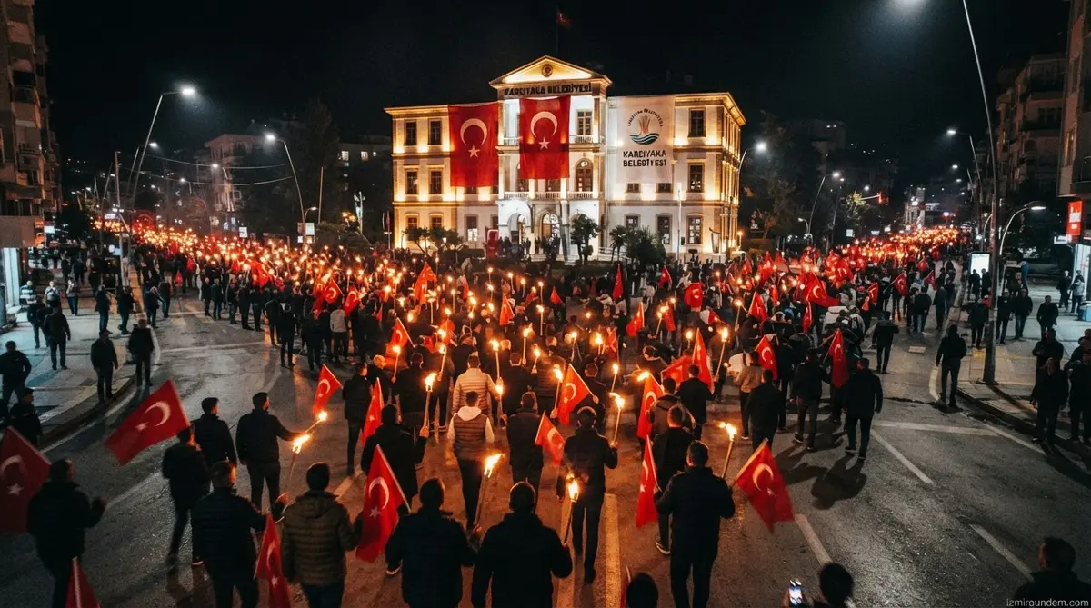 Karşıyaka'da Cumhuriyet Coşkusu: Fener Alayı ve TCG Karşıyaka Programı