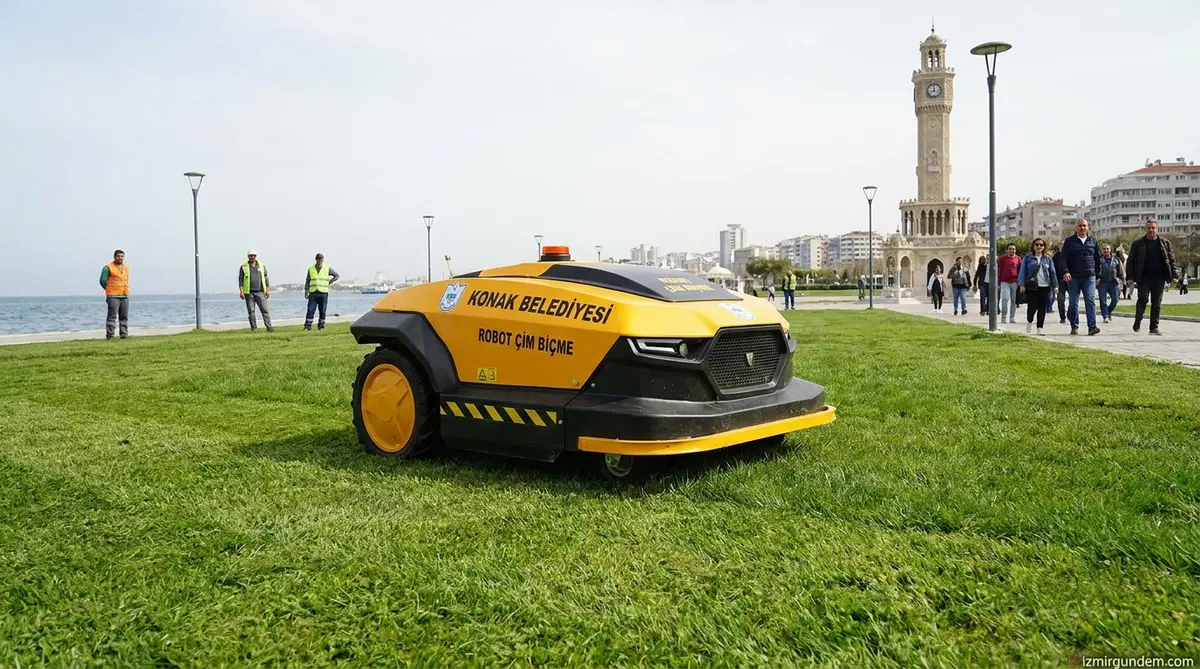 Konak'ta Robot Dönemi: Saatte 5 Bin Metrekare Ot...
