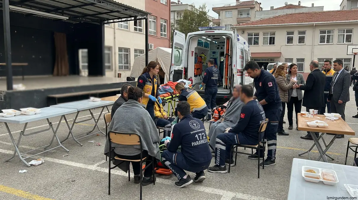 Kütahya'da Okul Şöleninde 98 Kişi Zehirlendi