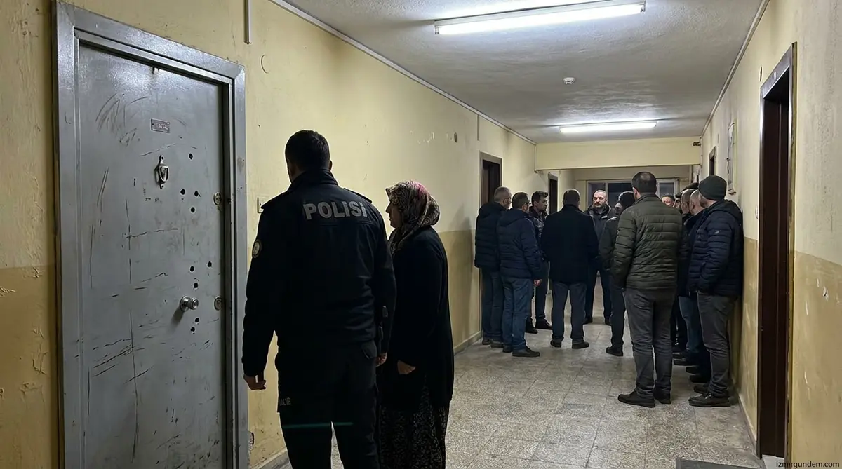 Manisa Şehzadeler'de Komşu Dehşeti: Çelik Kapıyı Matkapla Deldi