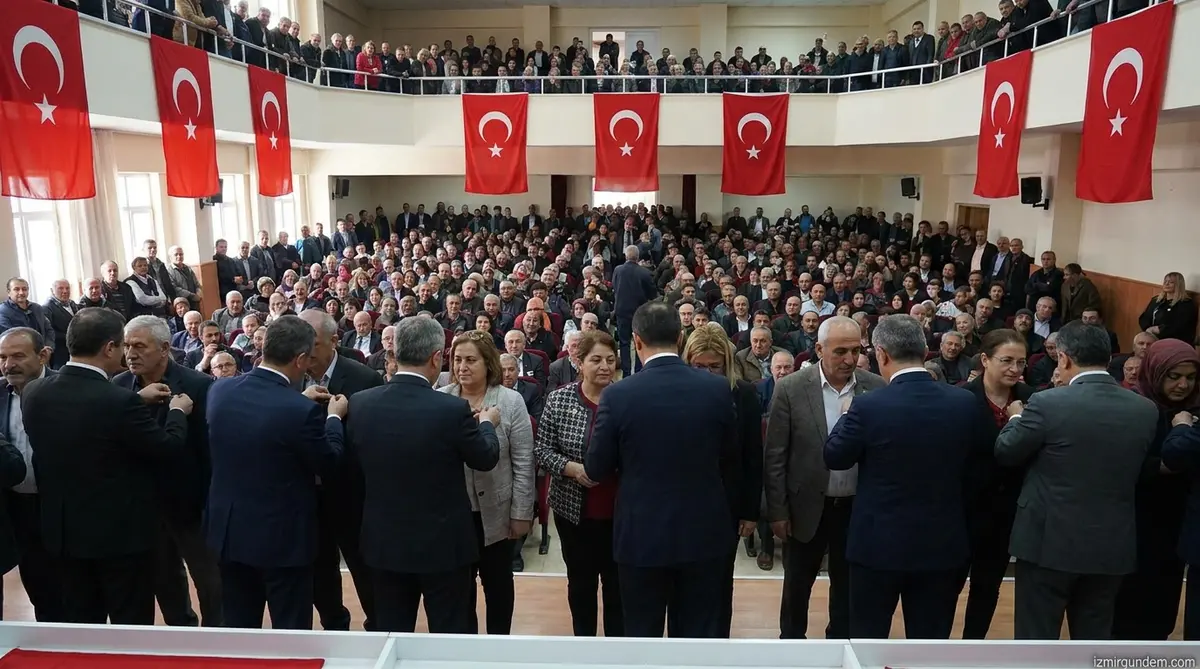 MHP İzmir'de Gövde Gösterisi: Torbalı'da 350 Diyarbakırlı Üye Oldu