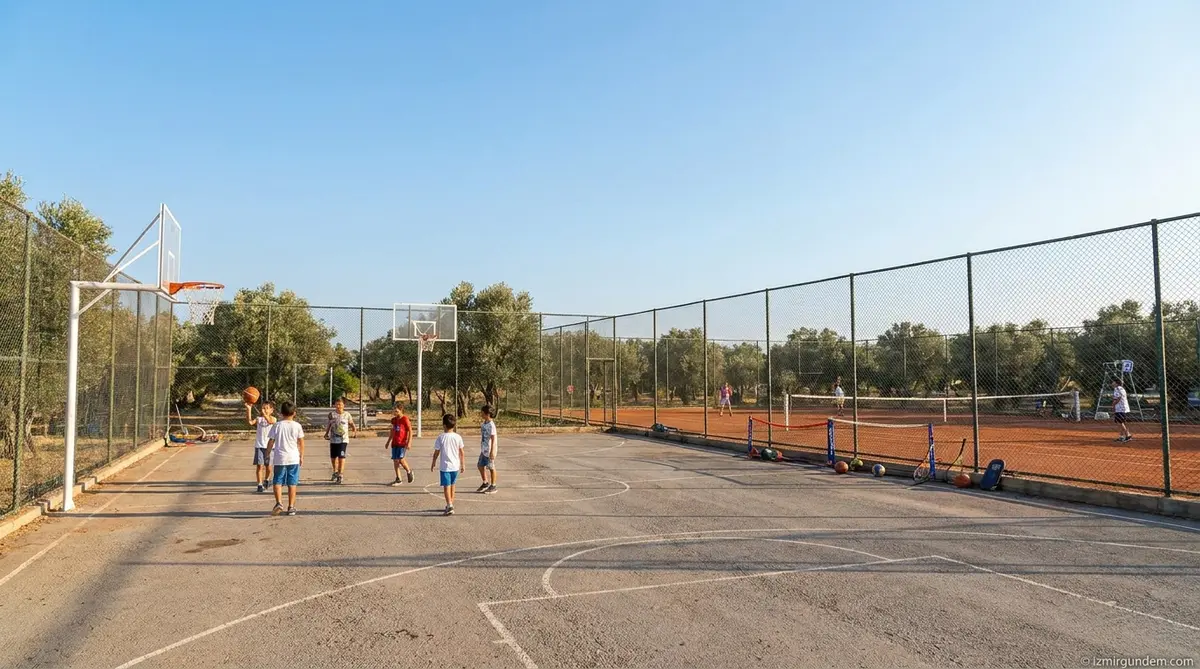 Seferihisar'da 600 Çocuk 6 Farklı Branşta Sporla Buluşuyor