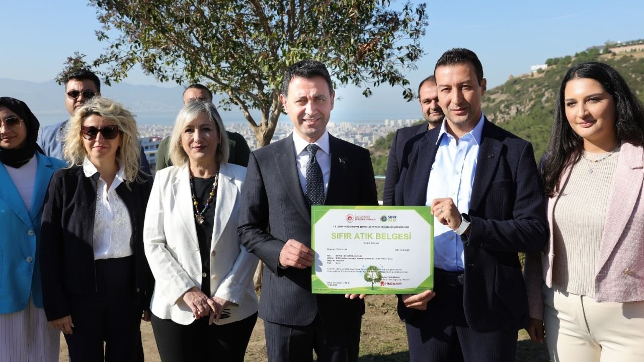 Bayraklı'ya Sıfır Atık Belgesi